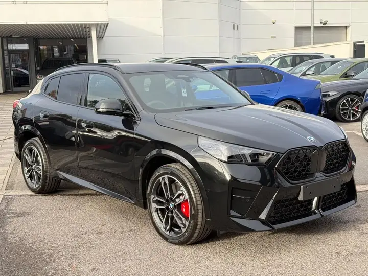 BMW X2