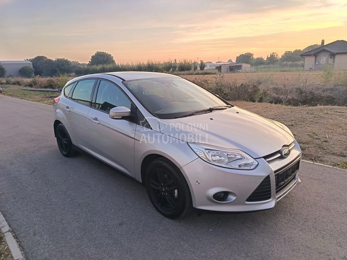 Ford Focus 2012 photo 5