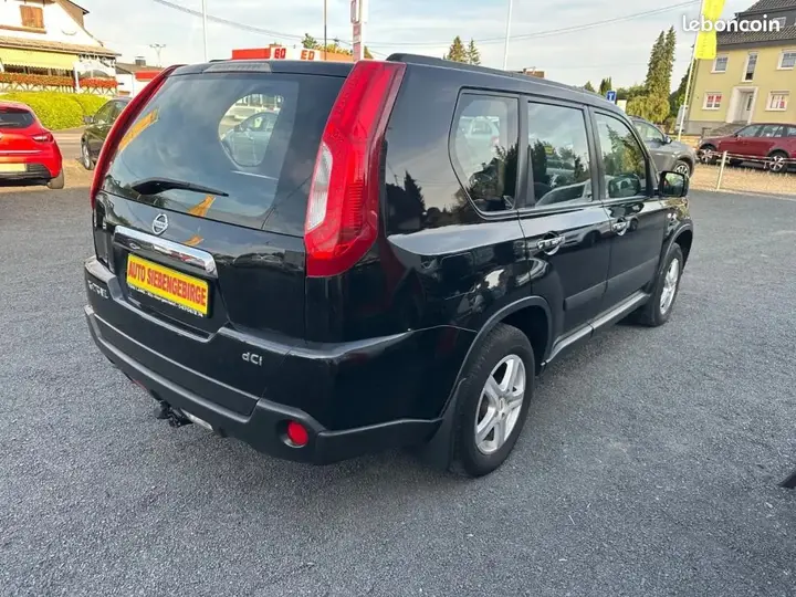Nissan X-Trail 2011 photo 4