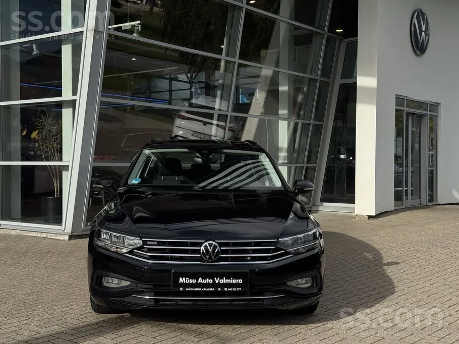 Volkswagen Passat 2023 photo 2