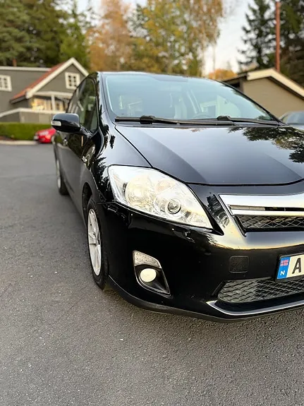 Toyota Auris 2012 photo 4