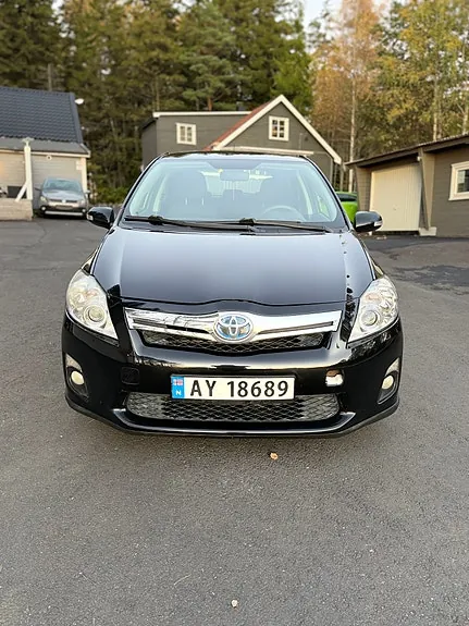 Toyota Auris 2012 photo 3