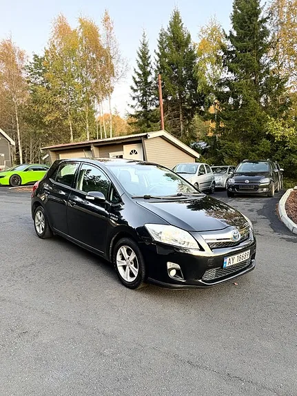 Toyota Auris 2012 photo 5