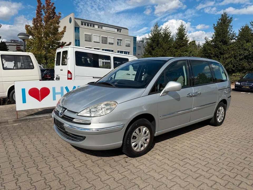 Peugeot 807