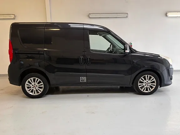Fiat Doblò Cargo 2010 photo 2