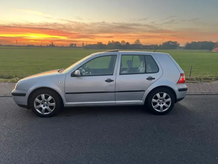 Volkswagen Golf 4