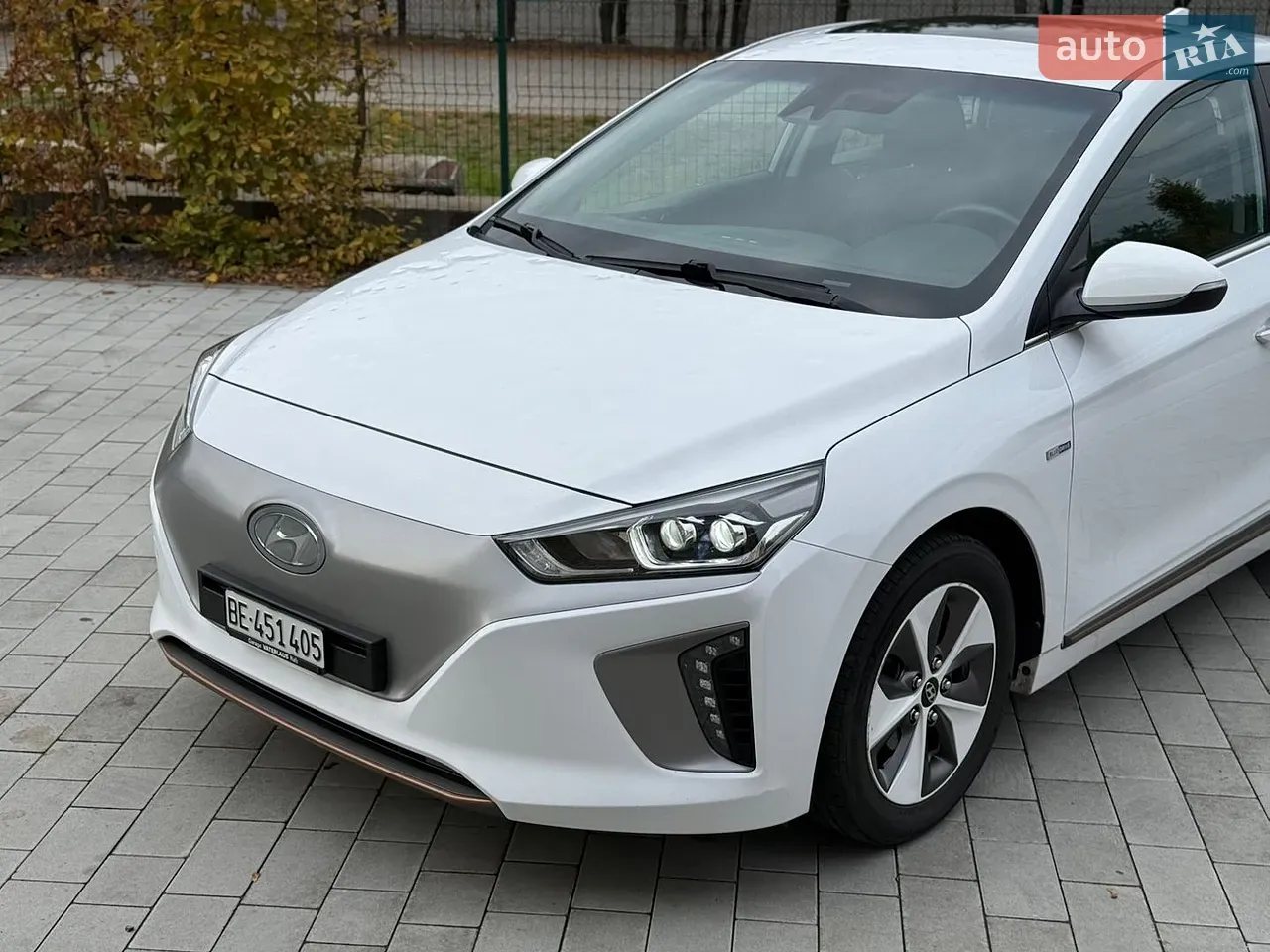 Hyundai Ioniq 2019 photo 2