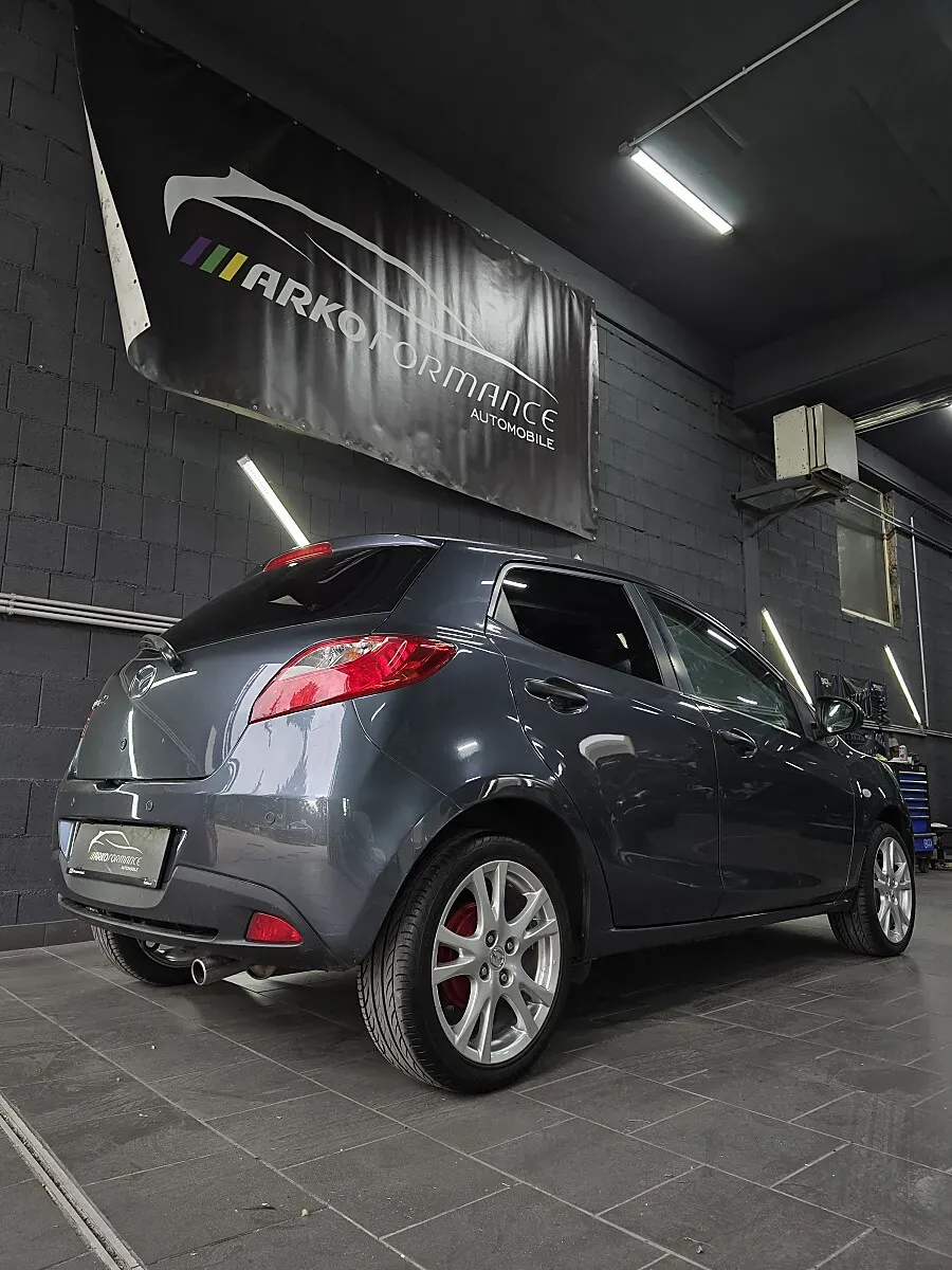 Mazda Mazda2