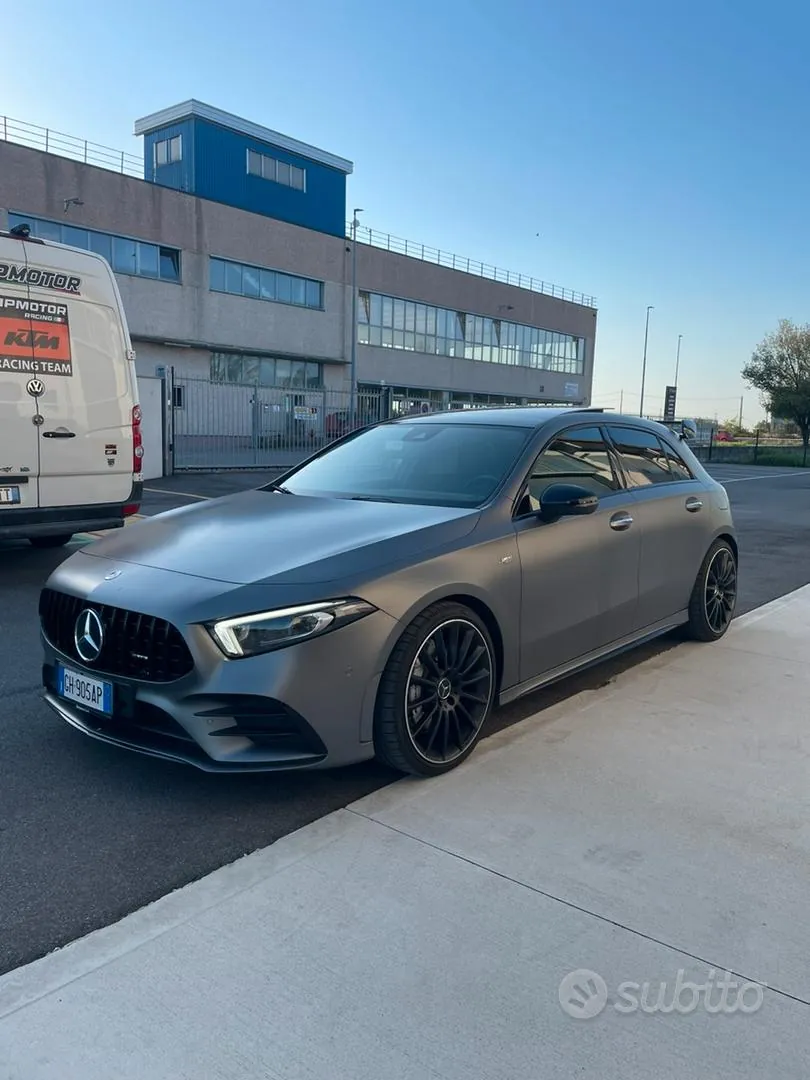Mercedes-Benz A35 Amg