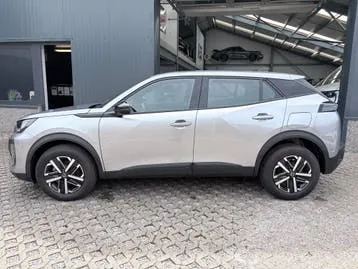Peugeot 2008 2023 photo 2