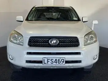 Toyota Rav4 2008 photo 3