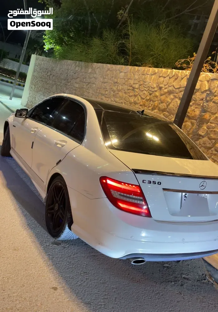 Mercedes-Benz C-Class 2010 photo 2