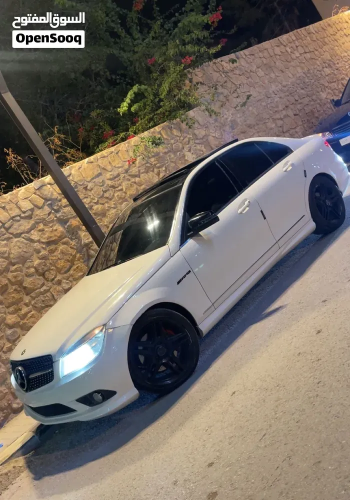 Mercedes-Benz C-Class 2010 photo 3