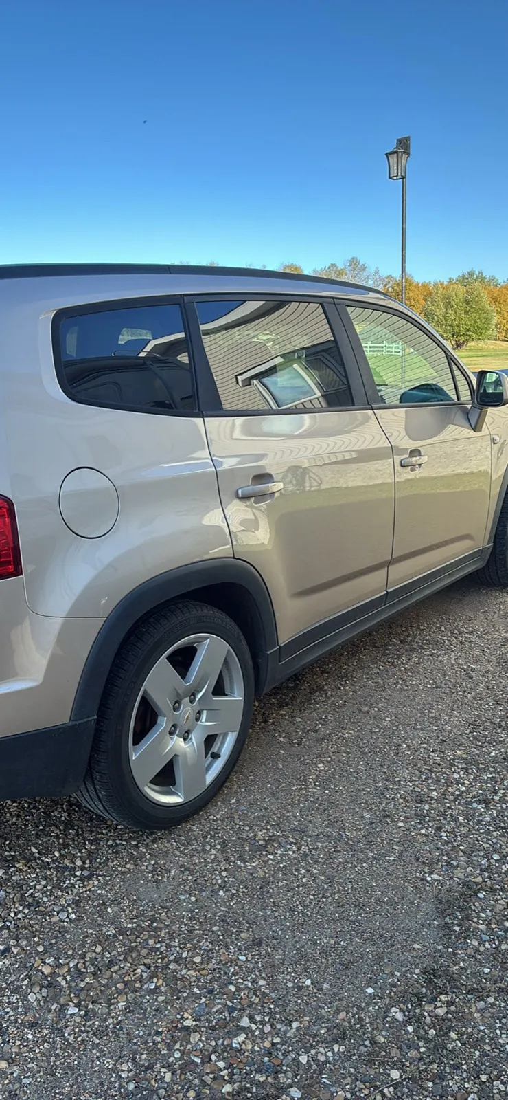 Chevrolet Orlando 2012 photo 2