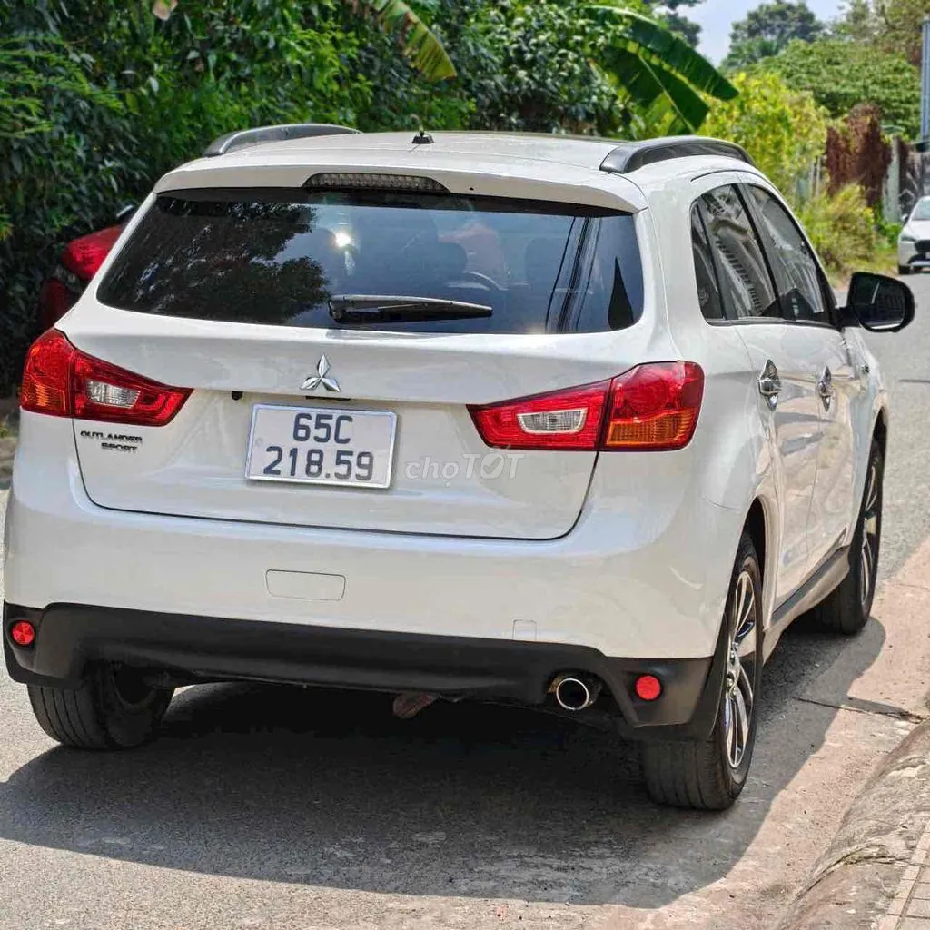 Mitsubishi Outlander 2015 photo 3