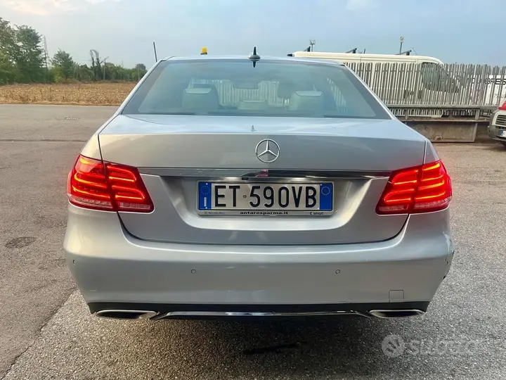 Mercedes-Benz E 350 Bluetec 4Matic 2014 photo 5
