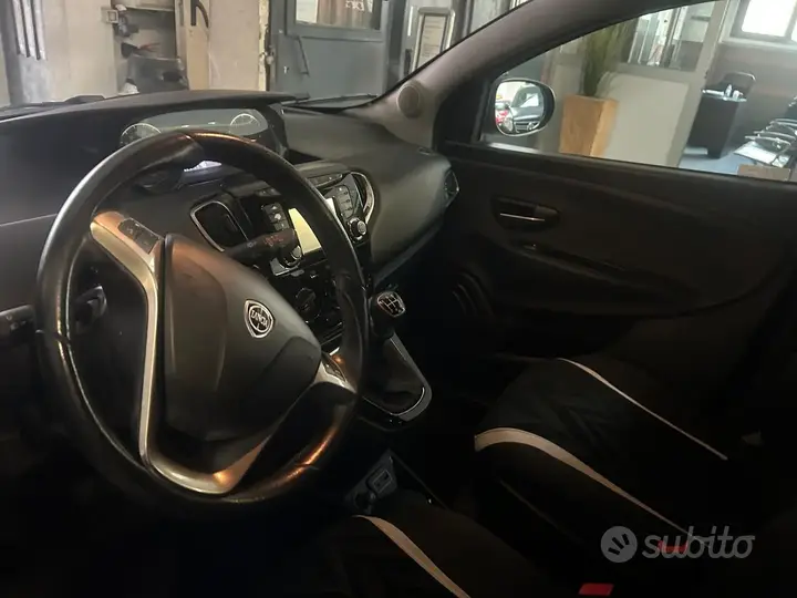 Lancia Ypsilon 2017 photo 5