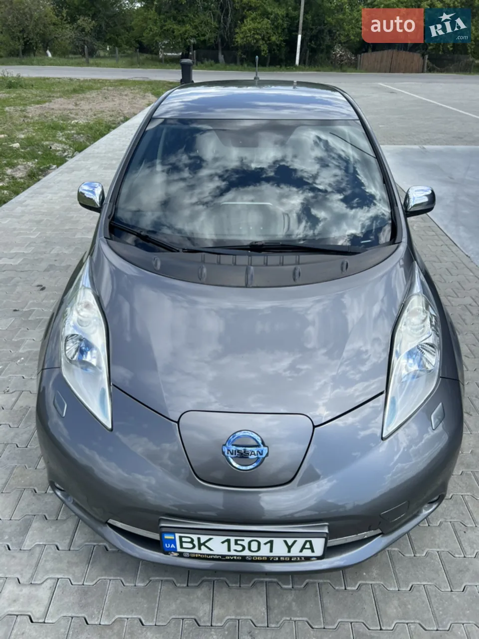 Nissan Leaf 2013 photo 2