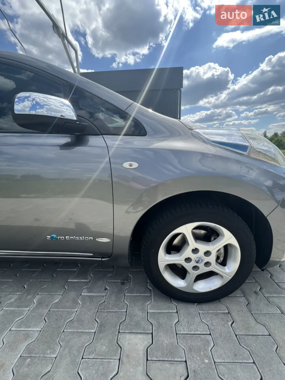 Nissan Leaf 2013 photo 5