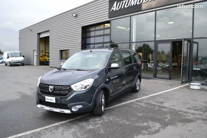 Dacia Lodgy 2021 photo 2