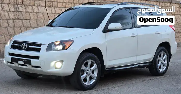 Toyota Rav4 2010 photo 2