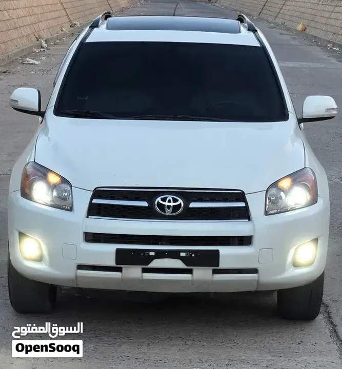 Toyota Rav4 2010 photo 3