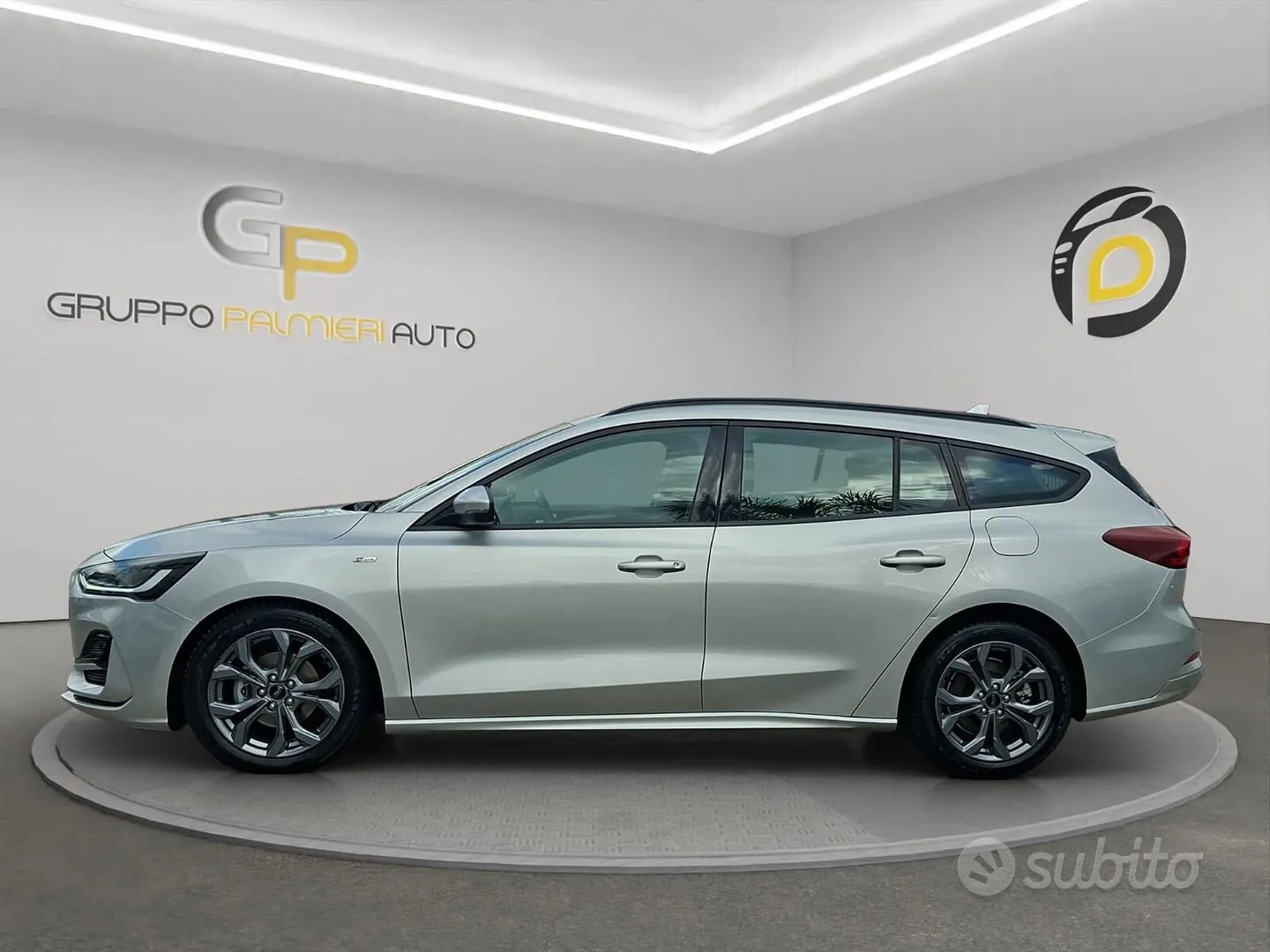 Ford Focus 2023 photo 3