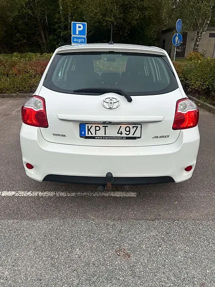 Toyota Auris 2010 photo 4