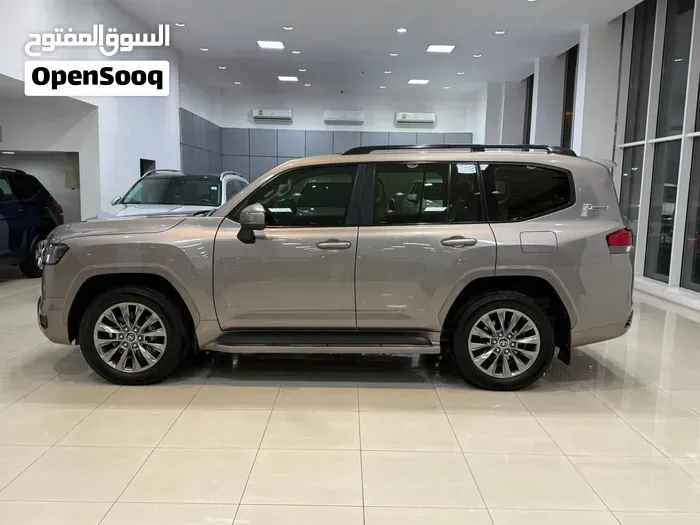 Toyota Land Cruiser 2022 photo 2