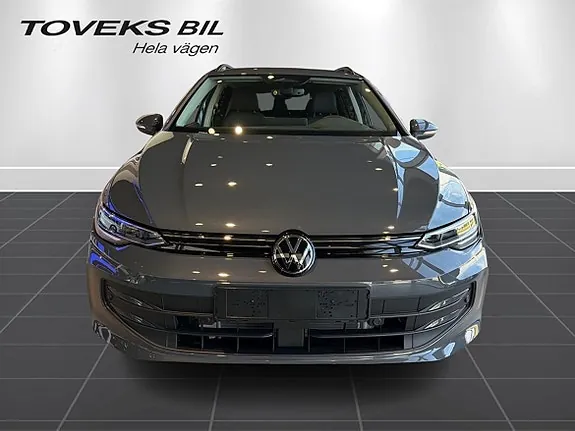 Volkswagen Golf I 2026 photo 5
