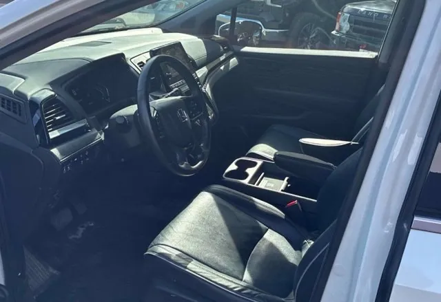 Honda Odyssey 2022 photo 3