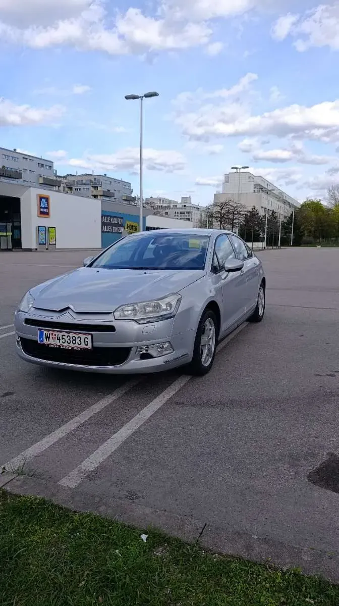 Citroen C5 2012 photo 3