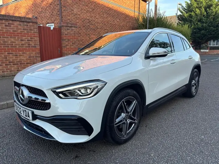 Mercedes-Benz Gla 2022 photo 3