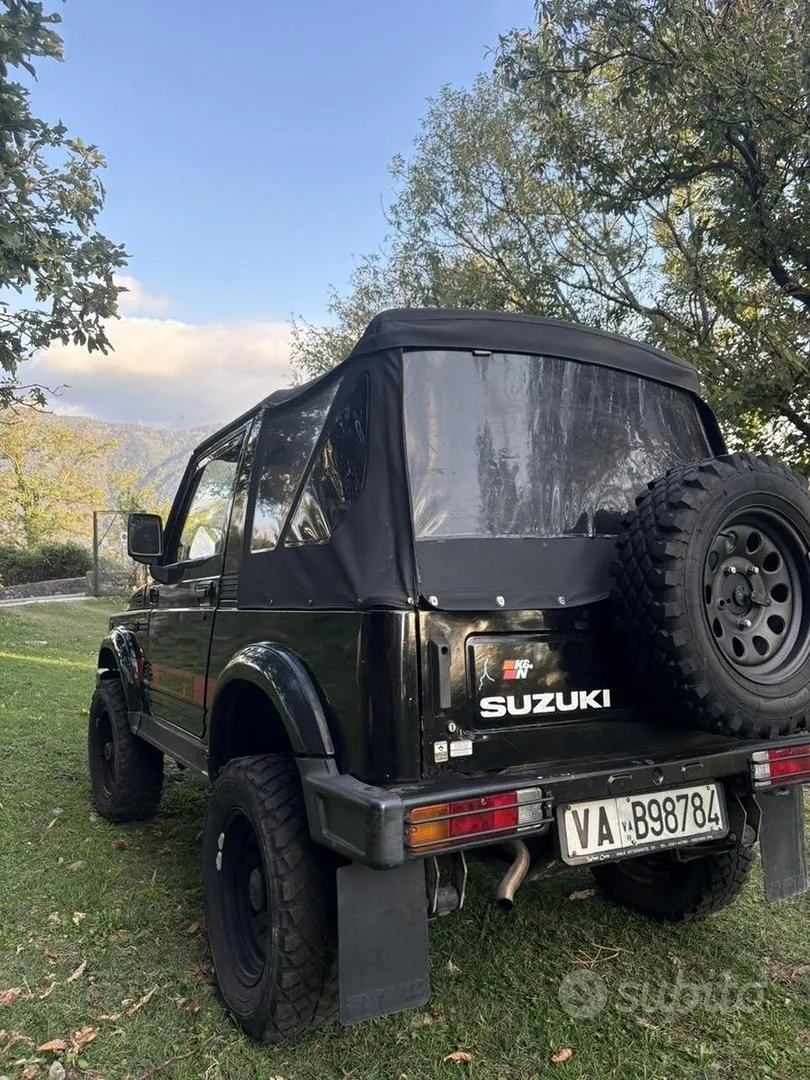 Suzuki Samurai 1991 photo 2