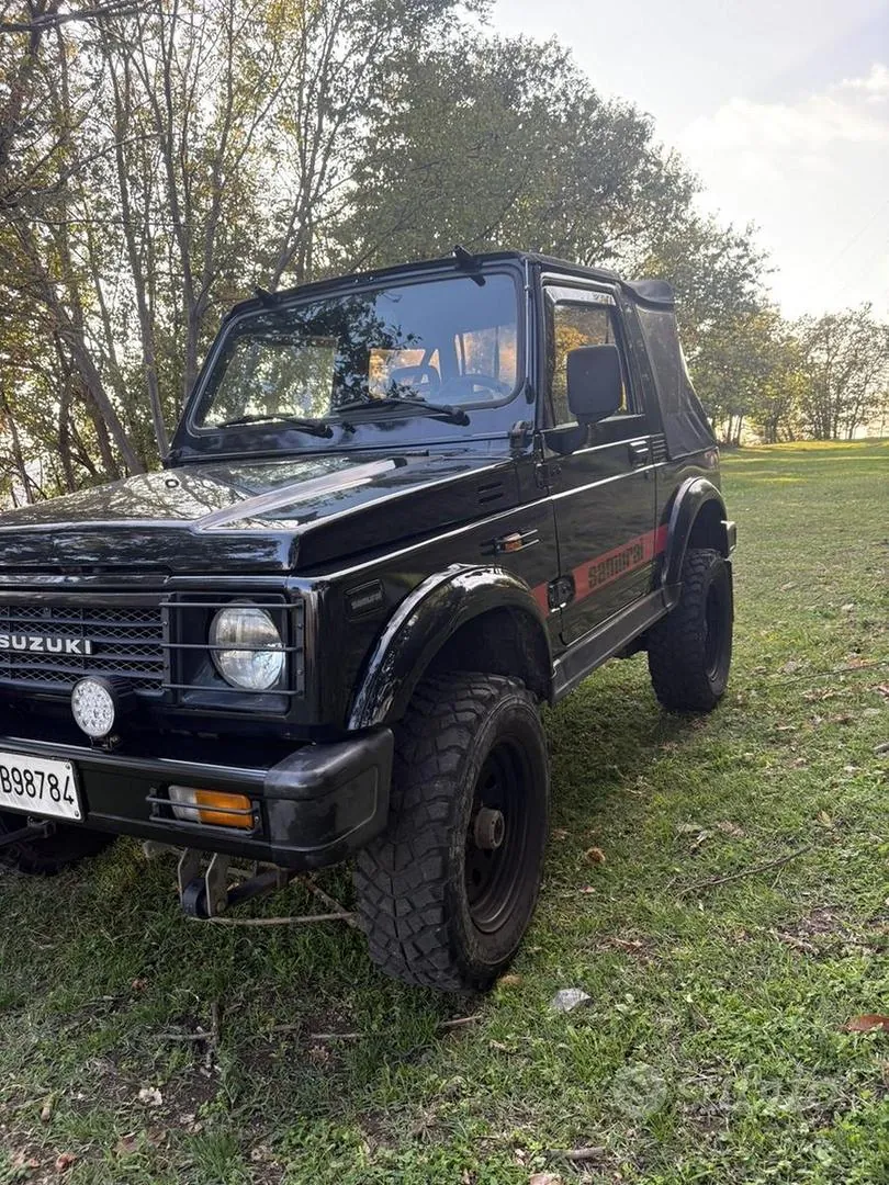 Suzuki Samurai