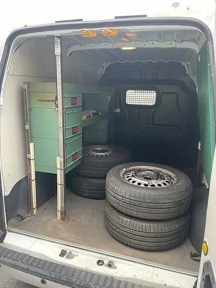 Ford Transit Connect 2013 photo 3