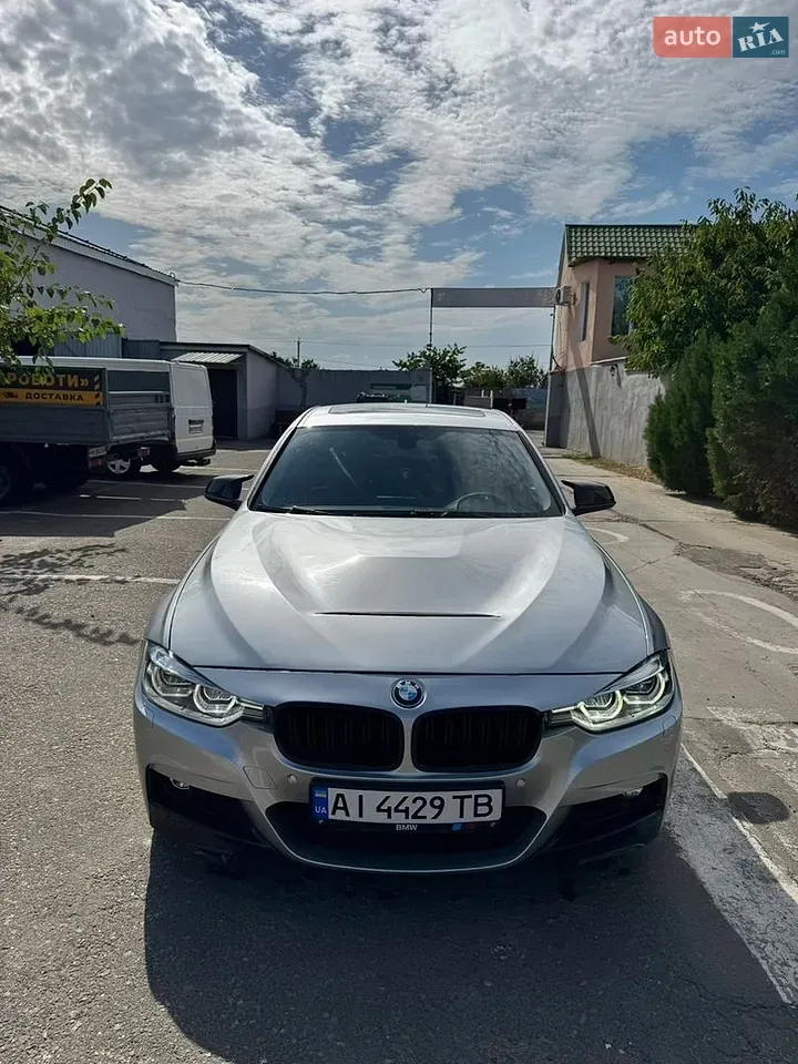 BMW 3 Series 2015 photo 3