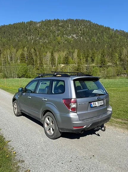 Subaru Forester 2010 photo 4