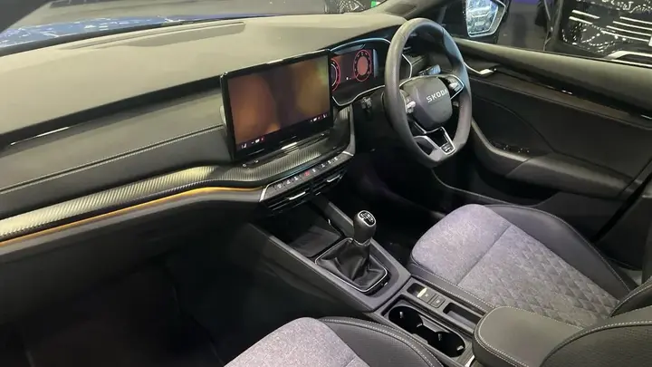 Skoda Octavia 2025 photo 2