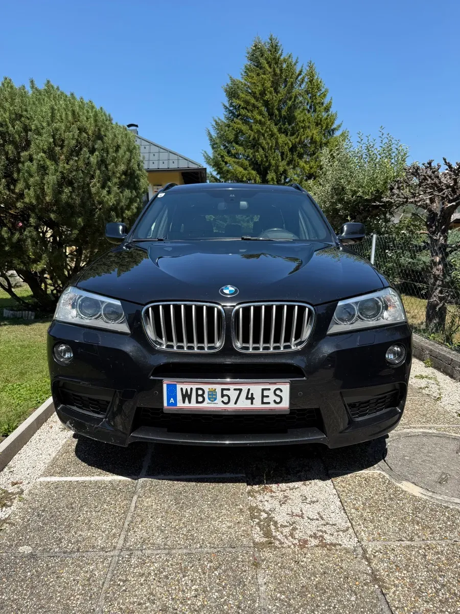 BMW X3 2013 photo 2