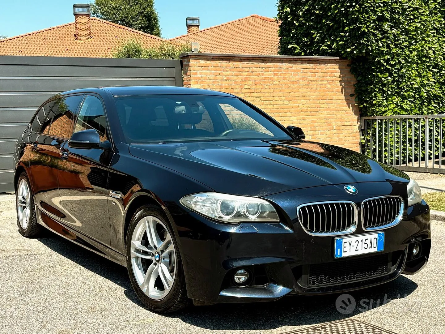 BMW 5 Series 2015 photo 2