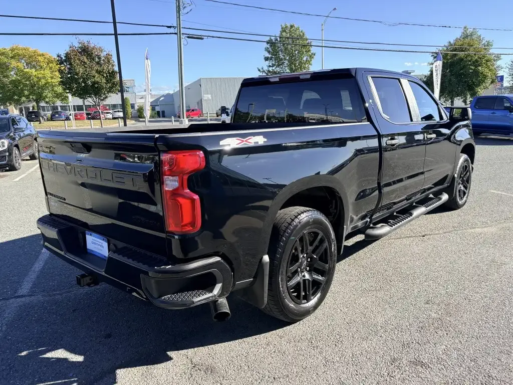 Chevrolet Silverado 1500 2021 photo 3