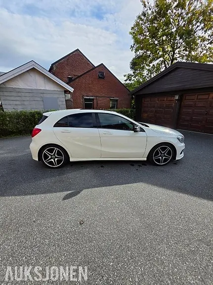 Mercedes-Benz A-Class 2013 photo 3