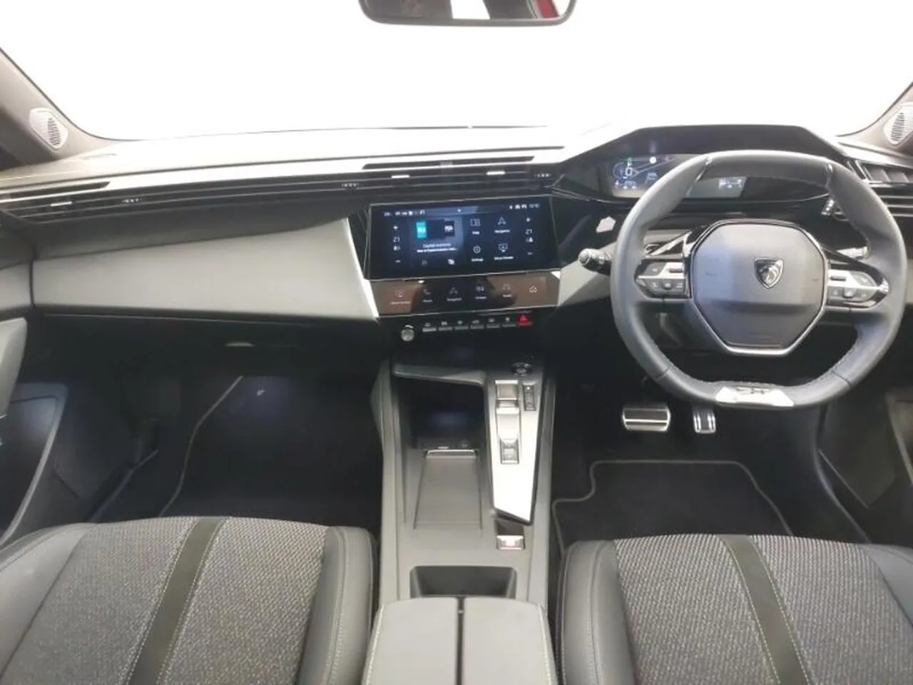 Peugeot 308 2025 photo 3