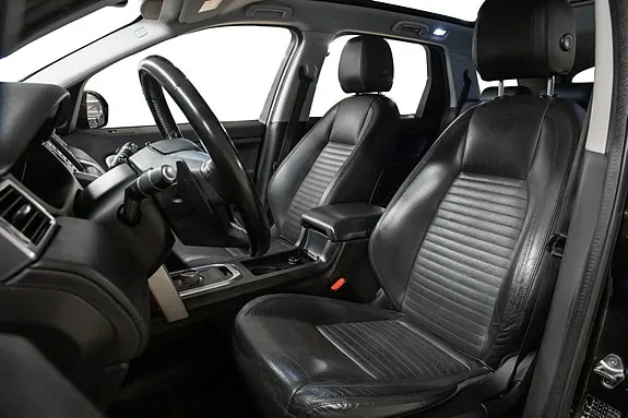 Land Rover Discovery Sport 2016 photo 3