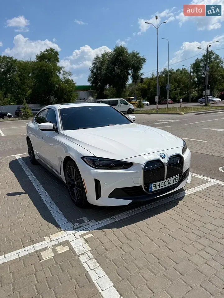 BMW I4 2023 photo 2