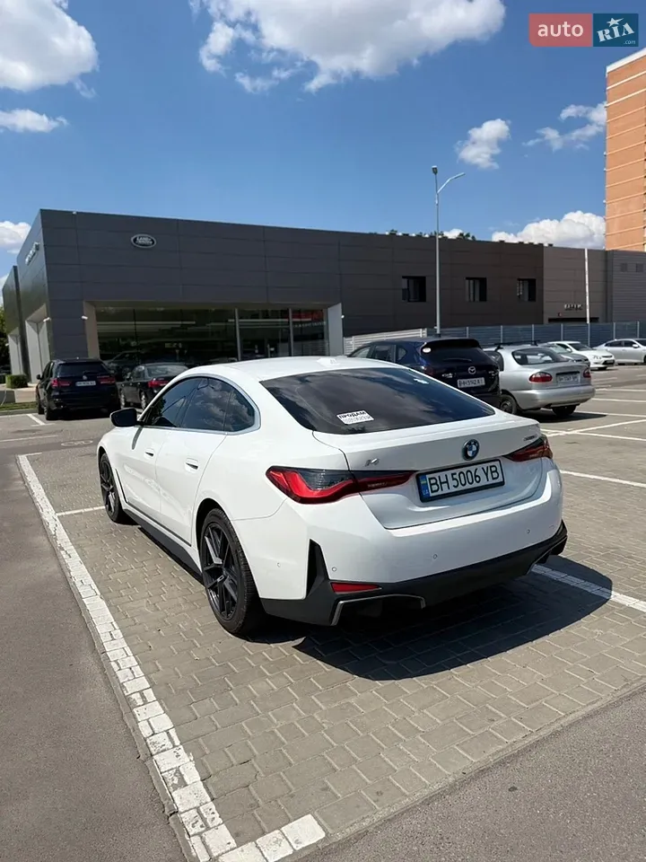 BMW I4 2023 photo 5