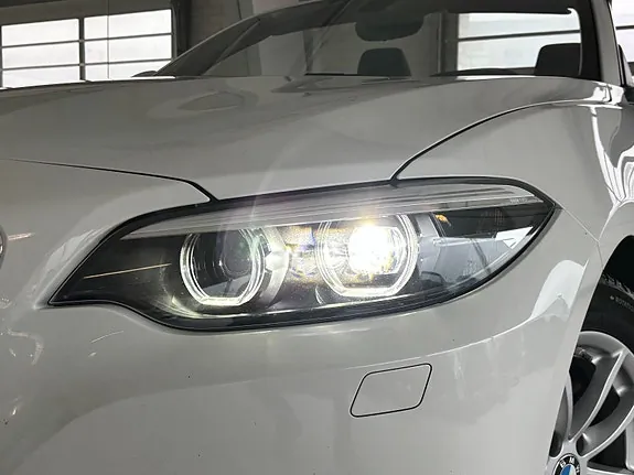 BMW 218I 2019 photo 4