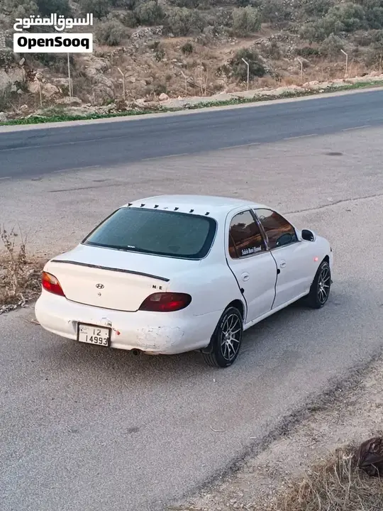 Hyundai Avante 1996 photo 3