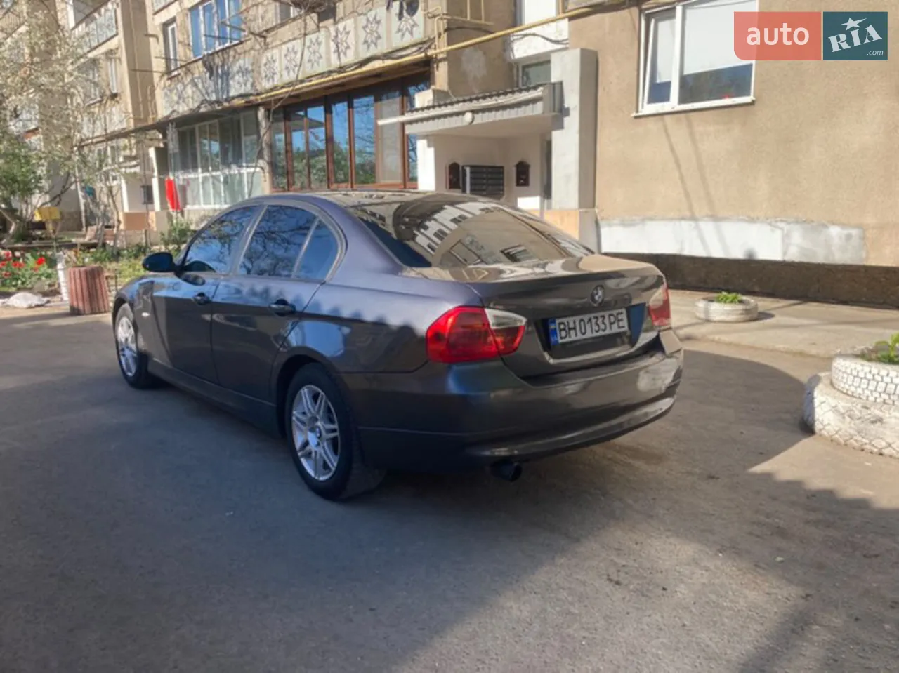 BMW 3 Series 2005 photo 4